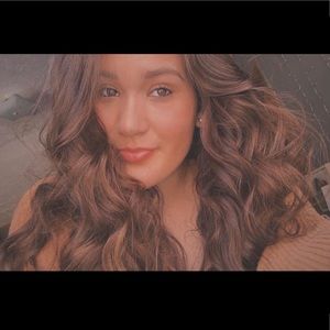 Meet your Posher, Logan